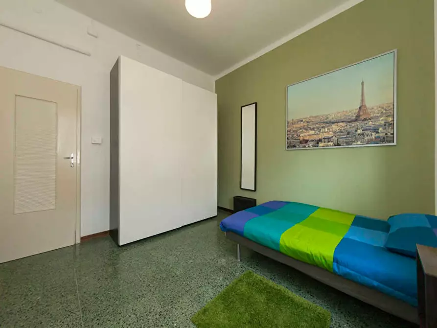 Immagine 2 di Camera in affitto  in Via della Salute a Bologna