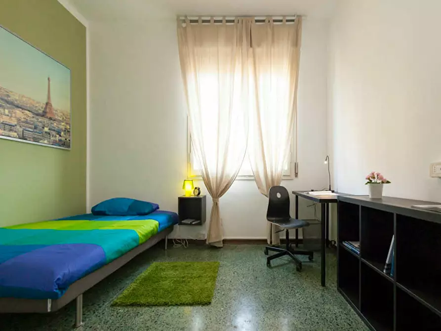 Immagine 1 di Camera in affitto  in Via della Salute a Bologna