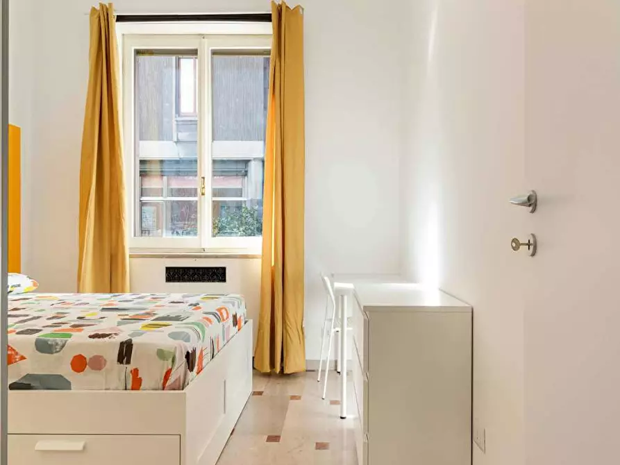 Immagine 2 di Camera in affitto  in Via Lentasio a Milano