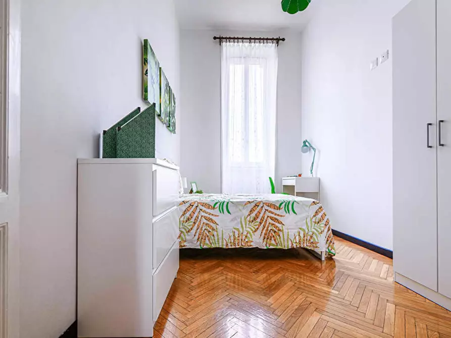 Immagine 3 di Camera in affitto  in Via Valenza a Milano