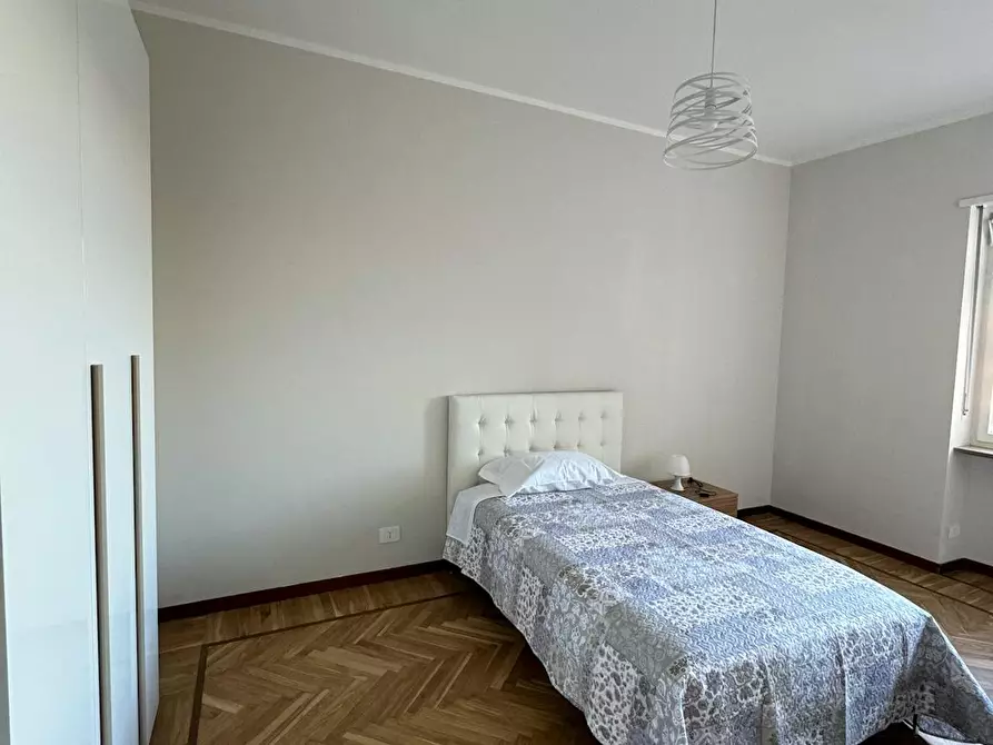 Immagine 9 di Camera in affitto  in Piazza della Repubblica a Torino