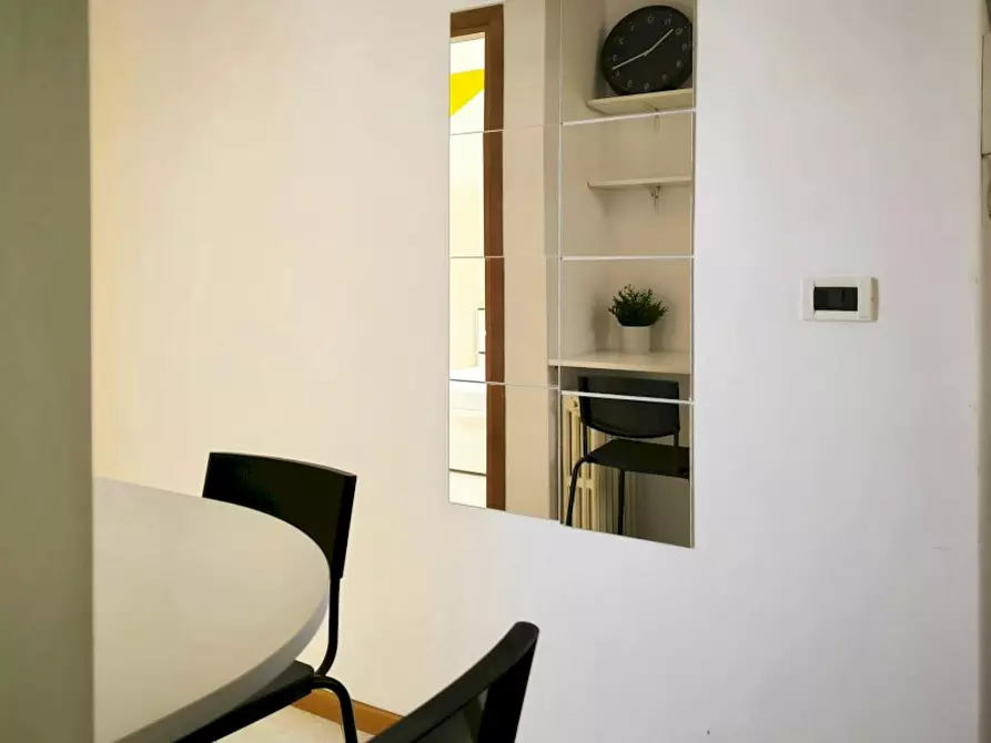 Immagine 7 di Camera in affitto  in Via Vigevano a Milano