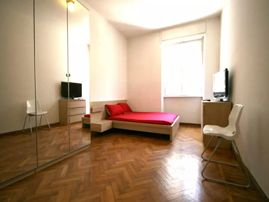 Immagine 2 di Camera in affitto  in Viale Lombardia a Milano
