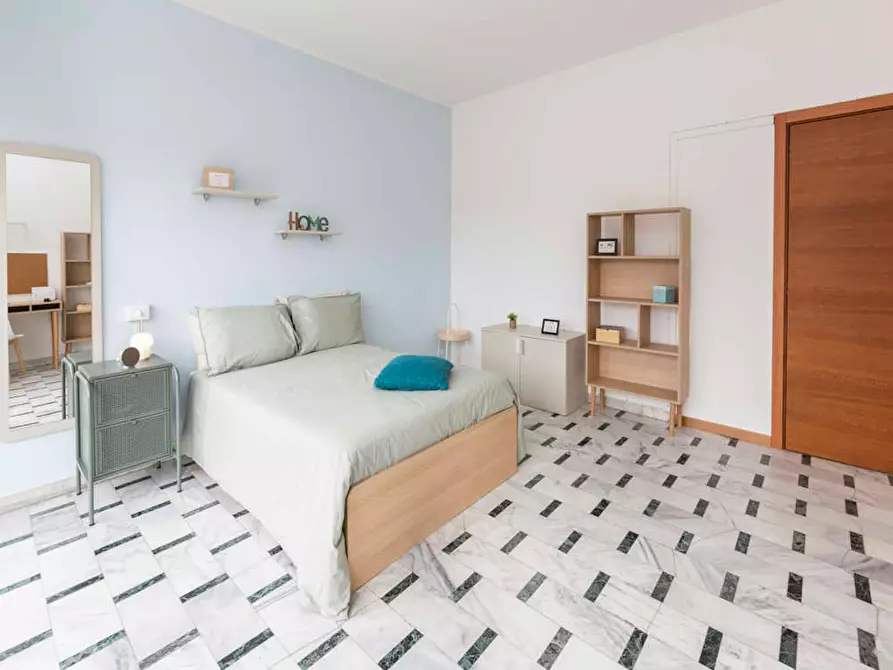 Immagine 1 di Camera in affitto  in Via Giovanni Pastorelli a Milano