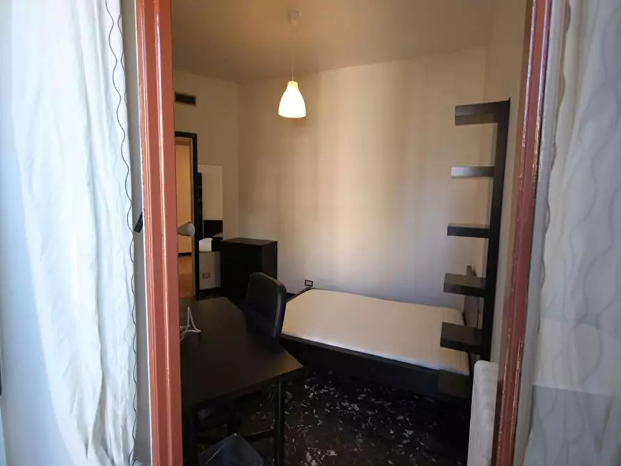 Immagine 6 di Camera in affitto  in Largo Giovanni Battista Scalabrini a Milano