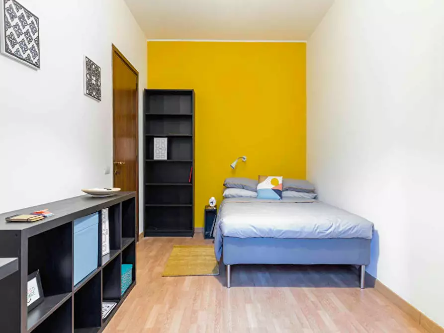 Immagine 3 di Camera in affitto  in Via Roberto Schumann a Padova