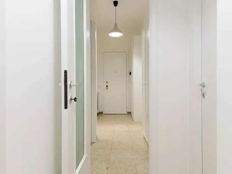 Immagine 10 di Camera in affitto  in Via delle Ande a Milano