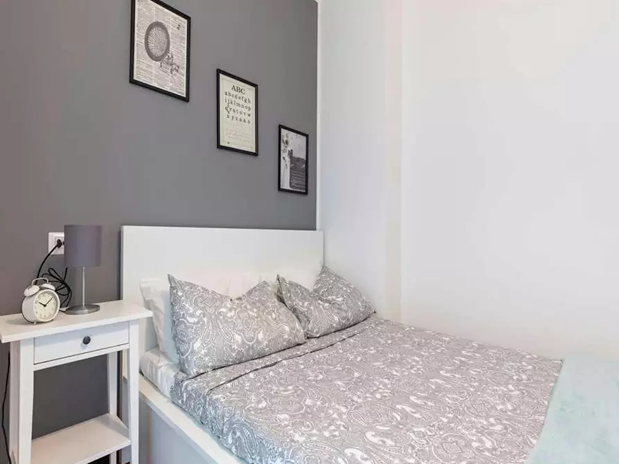 Immagine 5 di Camera in affitto  in Via dei Fontanili a Milano