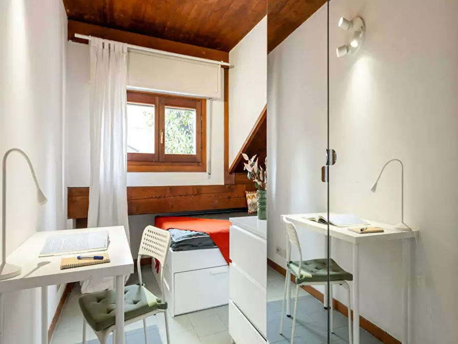 Immagine 2 di Camera in affitto  in Via Jacopo della Quercia a Milano