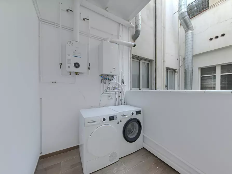 Immagine 6 di Camera in affitto  in Carrer de Balmes a Barcelona