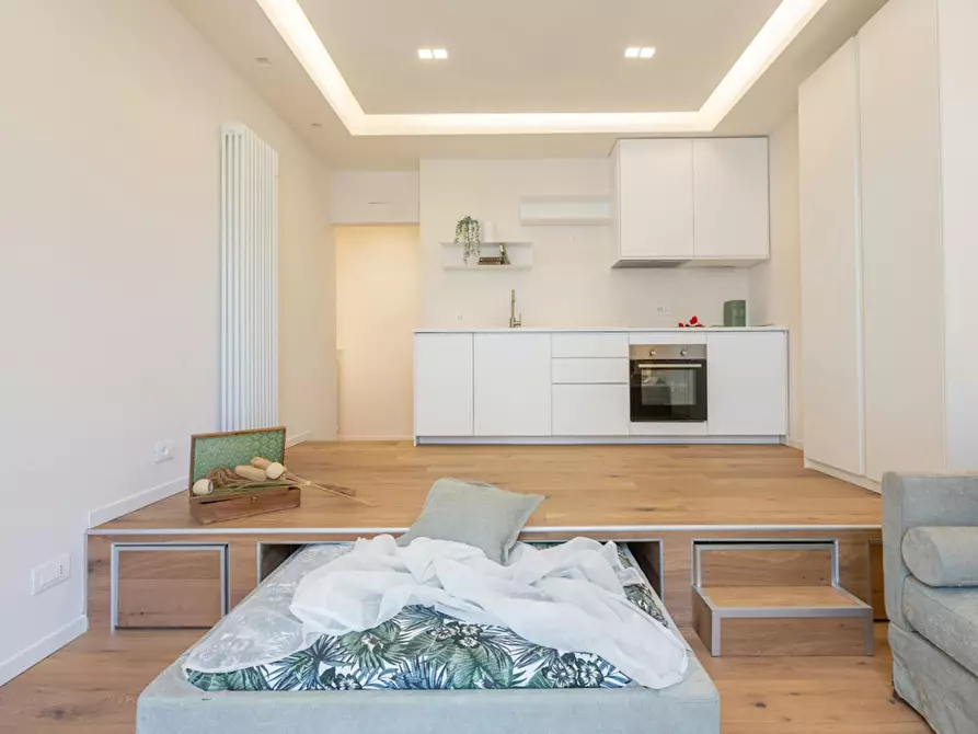 Immagine 8 di Appartamento in affitto  in Viale Piceno a Milano