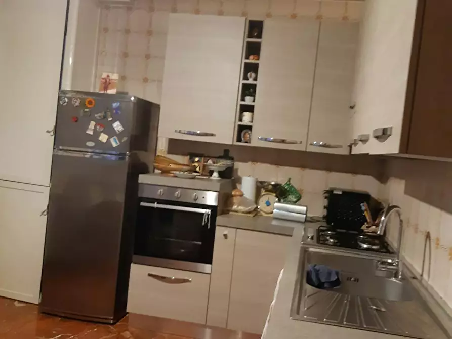 Immagine 2 di Appartamento in affitto  in Piazza Salvatore Lo Bianco a Napoli