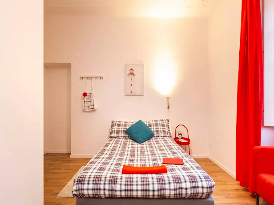 Immagine 1 di Camera in affitto  in Via San Fermo a Milano