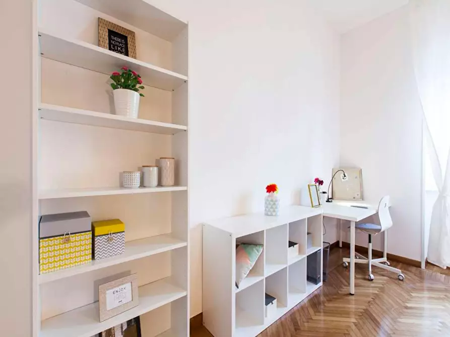 Immagine 7 di Camera in affitto  in Viale Emilio Caldara a Milano