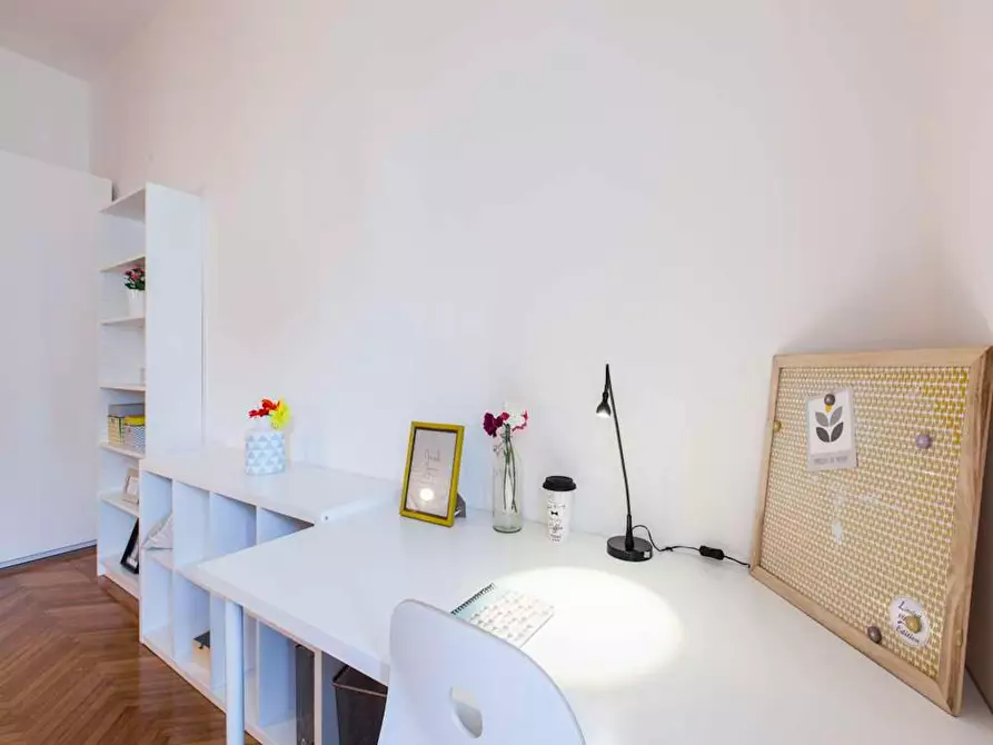 Immagine 8 di Camera in affitto  in Viale Emilio Caldara a Milano