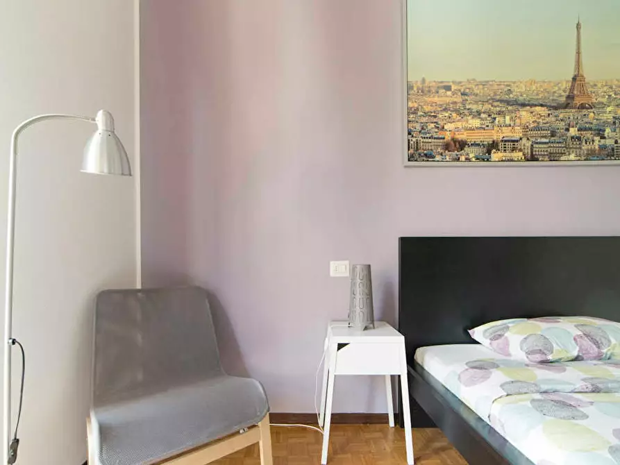 Immagine 1 di Camera in affitto  in Via Carlo Valvassori Peroni a Milano