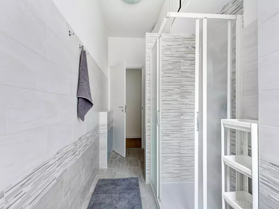 Immagine 8 di Camera in affitto  in Via Stromboli a Milano