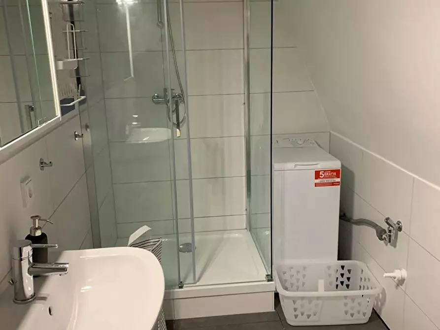 Immagine 7 di Camera in affitto  in Saalburgallee a Frankfurt am Main