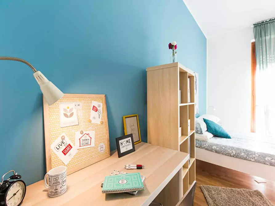 Immagine 6 di Camera in affitto  in Via Rubens a Milano