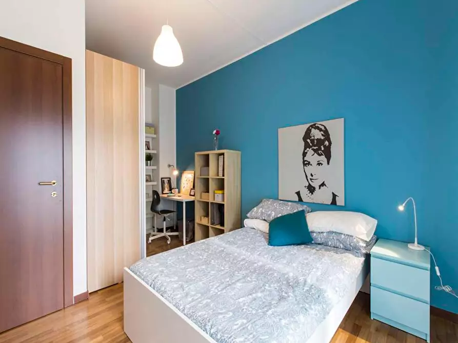 Immagine 3 di Camera in affitto  in Via Rubens a Milano