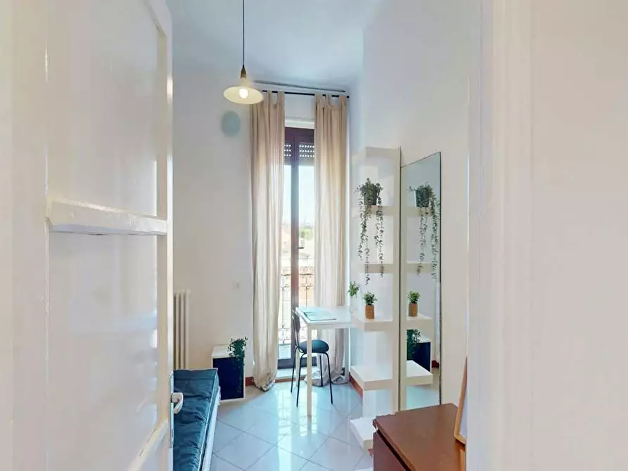 Immagine 3 di Camera in affitto  in Via Giuseppe Meda a Milano