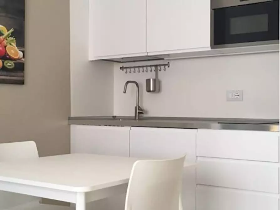 Immagine 9 di Appartamento in affitto  in Via Risorgimento a Sesto San Giovanni