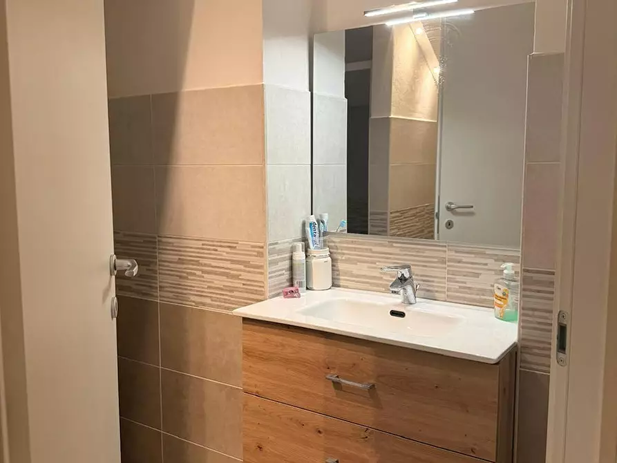 Immagine 6 di Camera in affitto  in Via Andrea Costa a Pisa