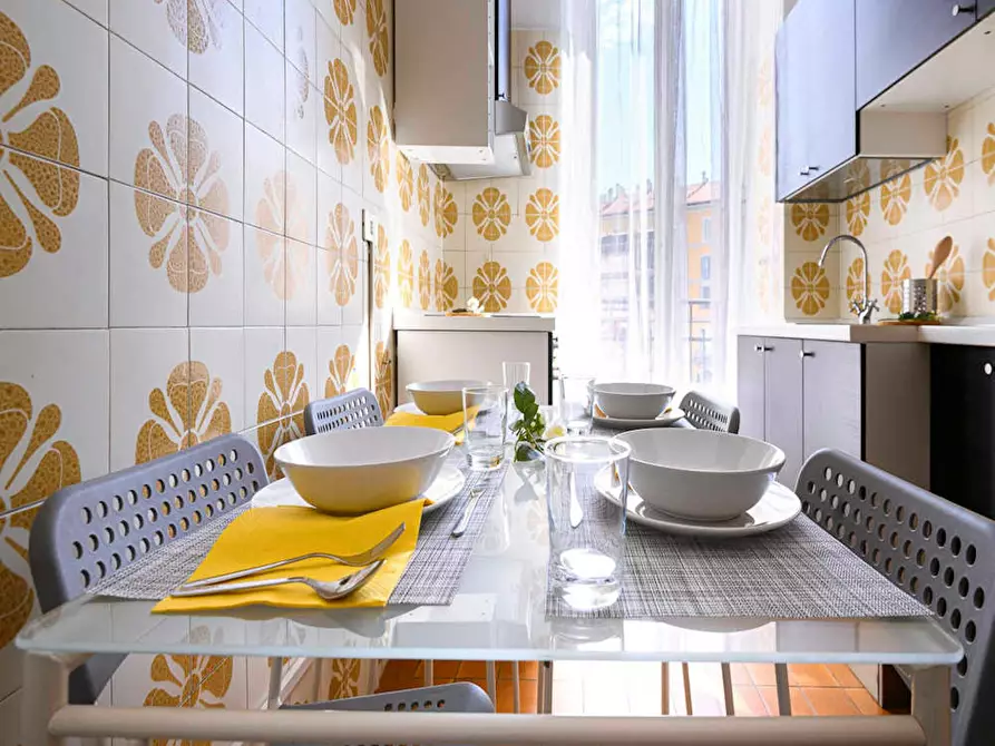 Immagine 5 di Camera in affitto  in Via Valenza a Milano