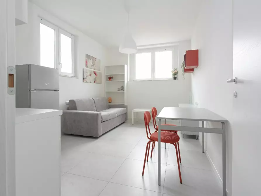 Immagine 8 di Appartamento in affitto  in Via Giovanni Battista Cassinis a Milano