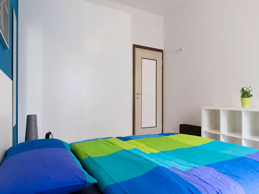 Immagine 3 di Camera in affitto  in Via Giovanni Pezzotti a Milano