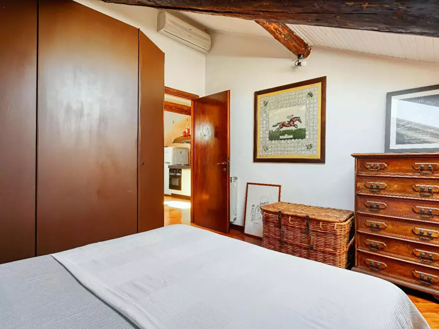 Immagine 8 di Appartamento in affitto  in Via degli Scipioni a Milano