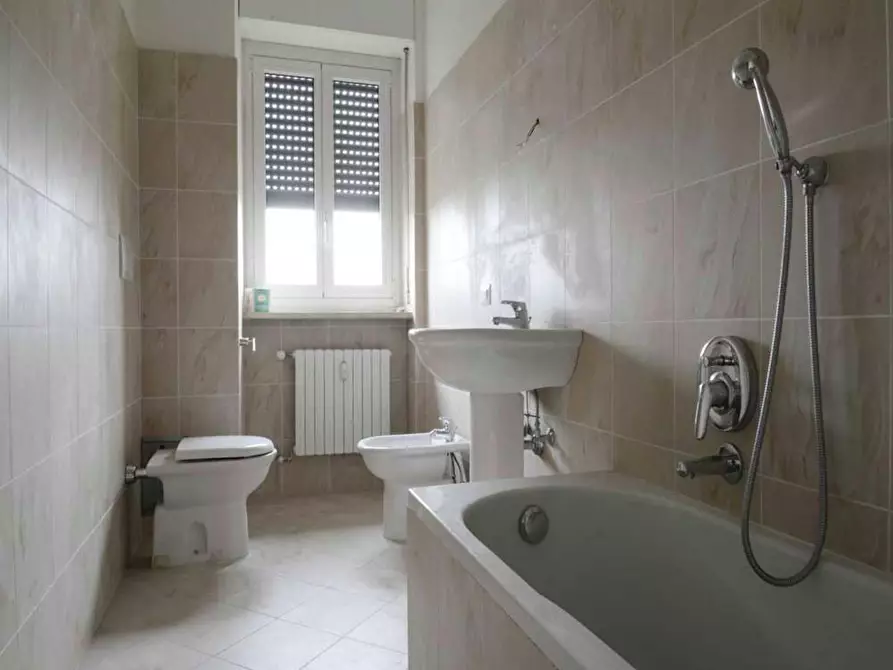 Immagine 8 di Camera in affitto  in Via Vincenzo Giordano Orsini a Milano