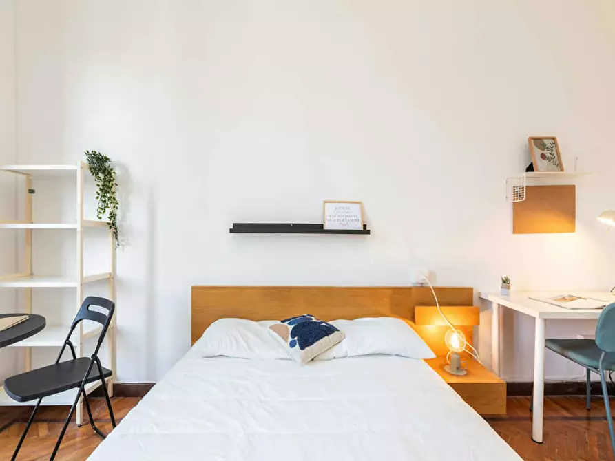 Immagine 2 di Camera in affitto  in Via Alfonso Corti a Milano