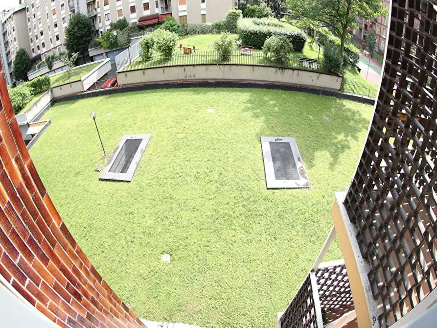 Immagine 3 di Camera in affitto  in Via dei Ciclamini a Milano