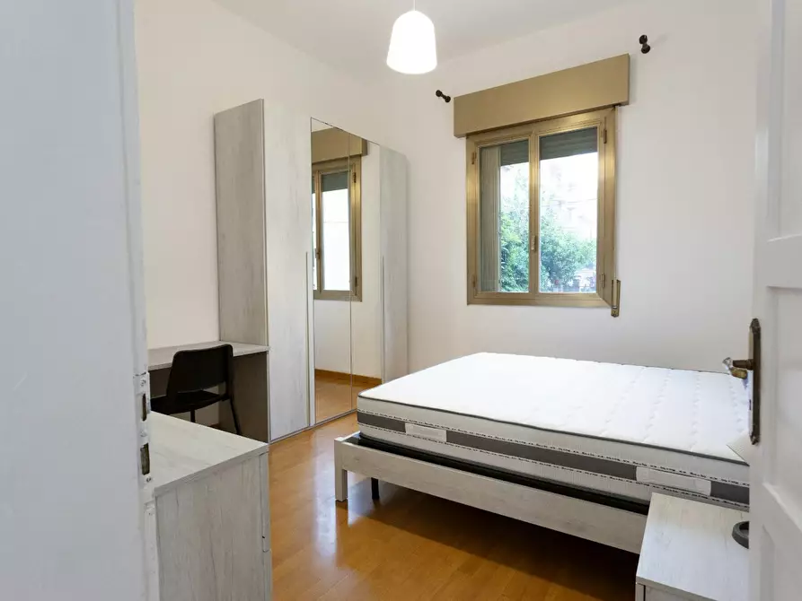 Immagine 5 di Camera in affitto  in Via Lelio Dalla Volpe a Bologna