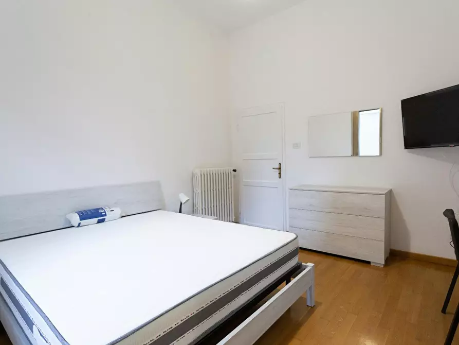 Immagine 8 di Camera in affitto  in Via Lelio Dalla Volpe a Bologna