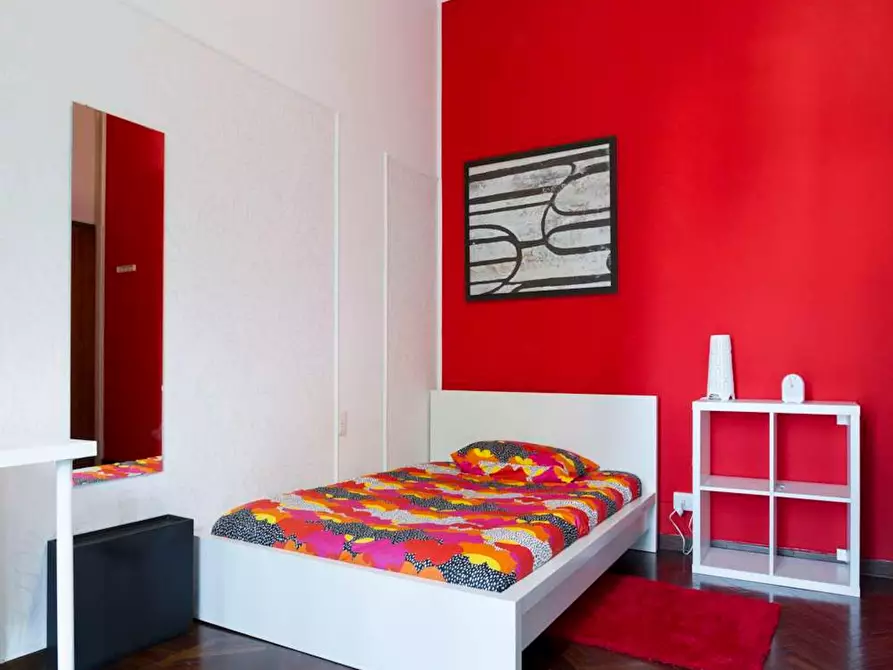 Immagine 4 di Camera in affitto  in Viale Papiniano a Milano