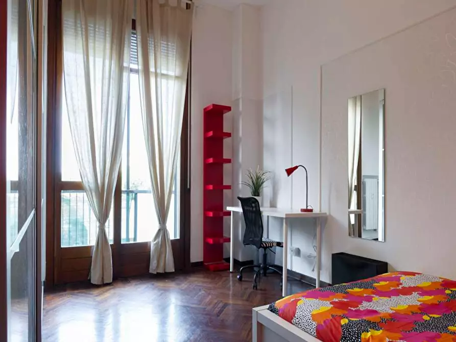 Immagine 5 di Camera in affitto  in Viale Papiniano a Milano