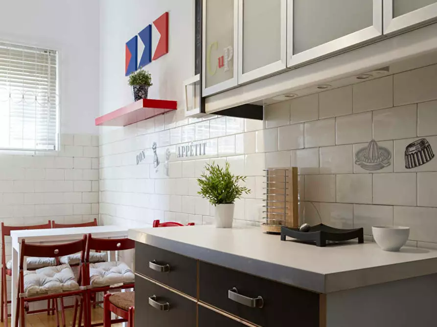 Immagine 10 di Camera in affitto  in Viale Papiniano a Milano