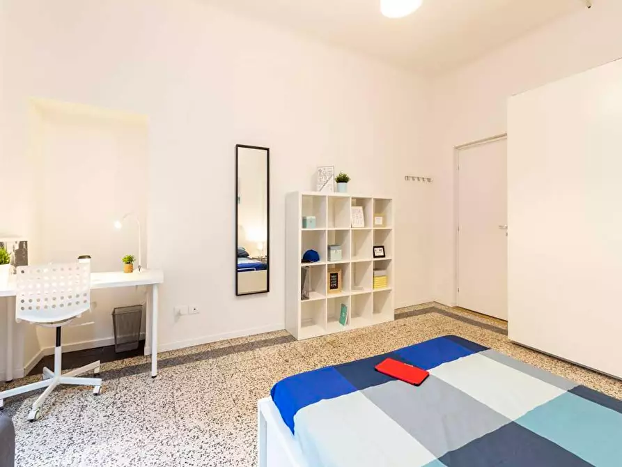 Immagine 6 di Camera in affitto  in Via San Marco a Milano