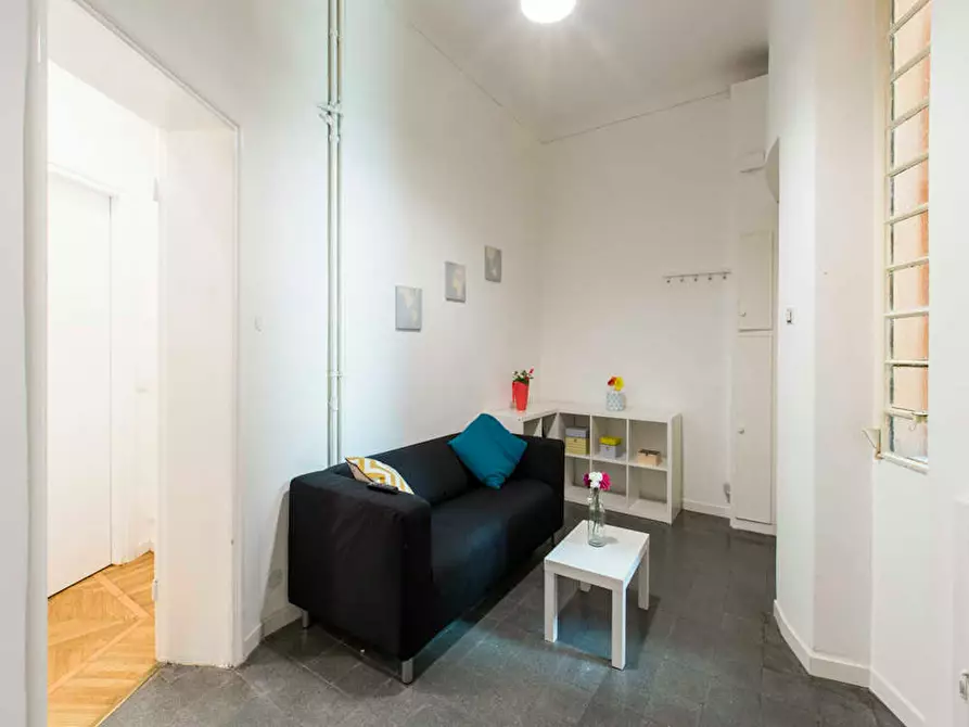 Immagine 10 di Camera in affitto  in Via Annunzio Cervi a Milano