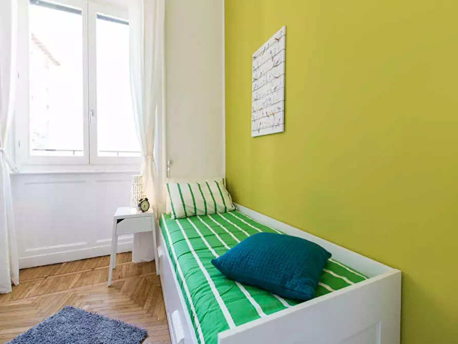 Immagine 2 di Camera in affitto  in Via Annunzio Cervi a Milano