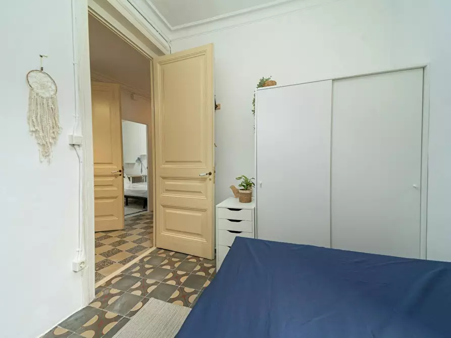 Immagine 2 di Camera in affitto  in Carrer de Santa Anna a Barcelona