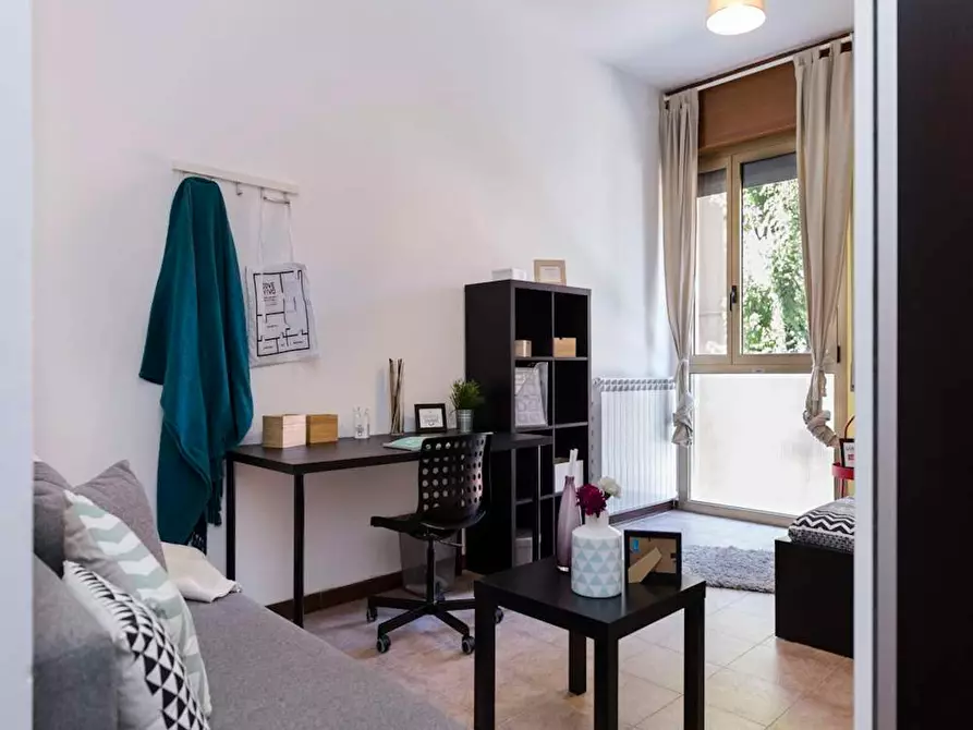 Immagine 6 di Camera in affitto  in Viale Giovanni Vicini a Bologna