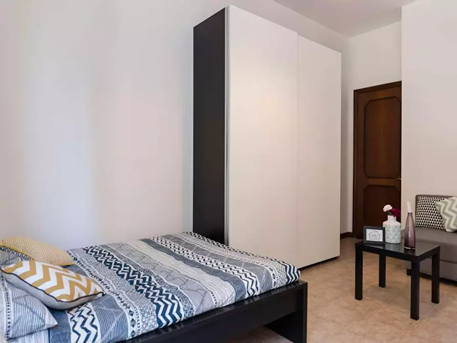 Immagine 4 di Camera in affitto  in Viale Giovanni Vicini a Bologna