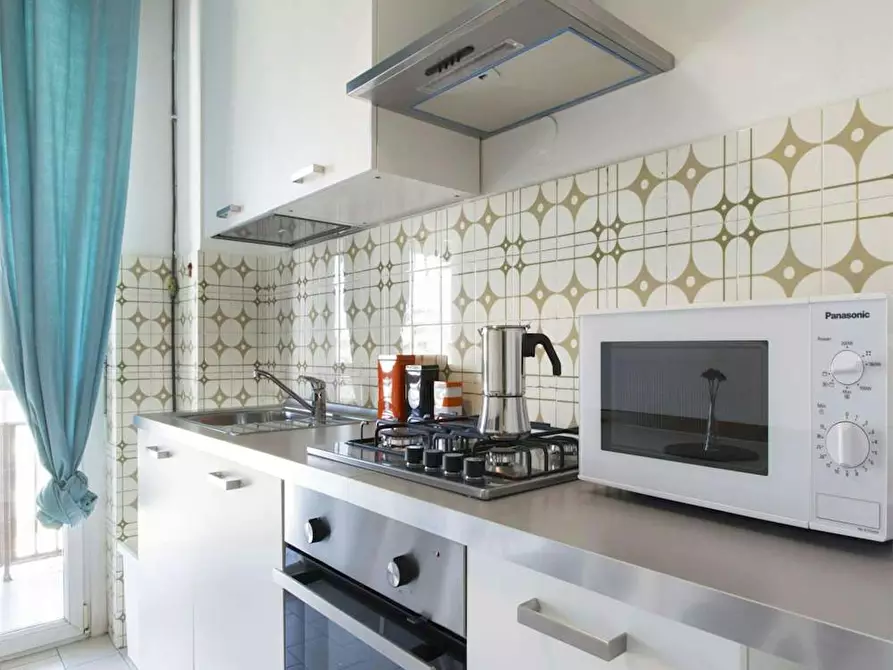 Immagine 8 di Camera in affitto  in Via Pellegrino Rossi a Milano