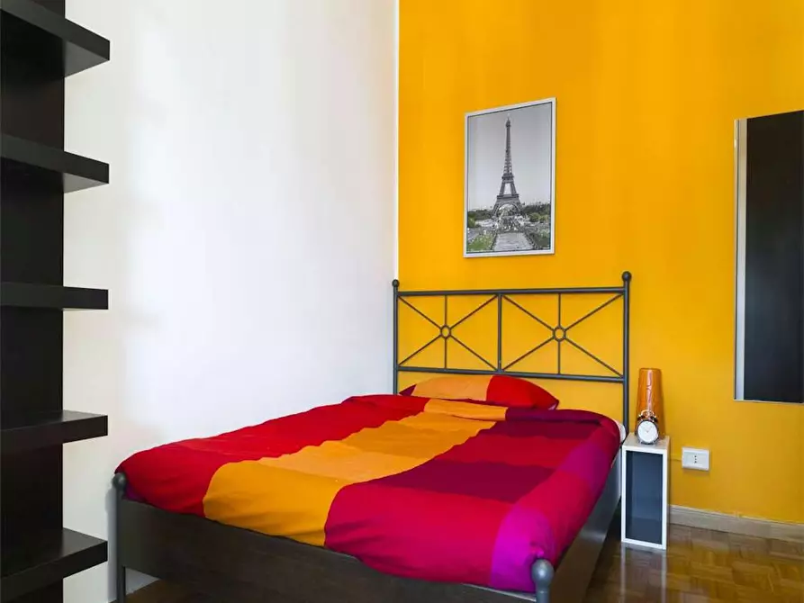 Immagine 2 di Camera in affitto  in Via Pellegrino Rossi a Milano