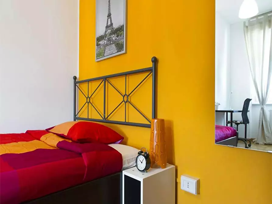 Immagine 4 di Camera in affitto  in Via Pellegrino Rossi a Milano