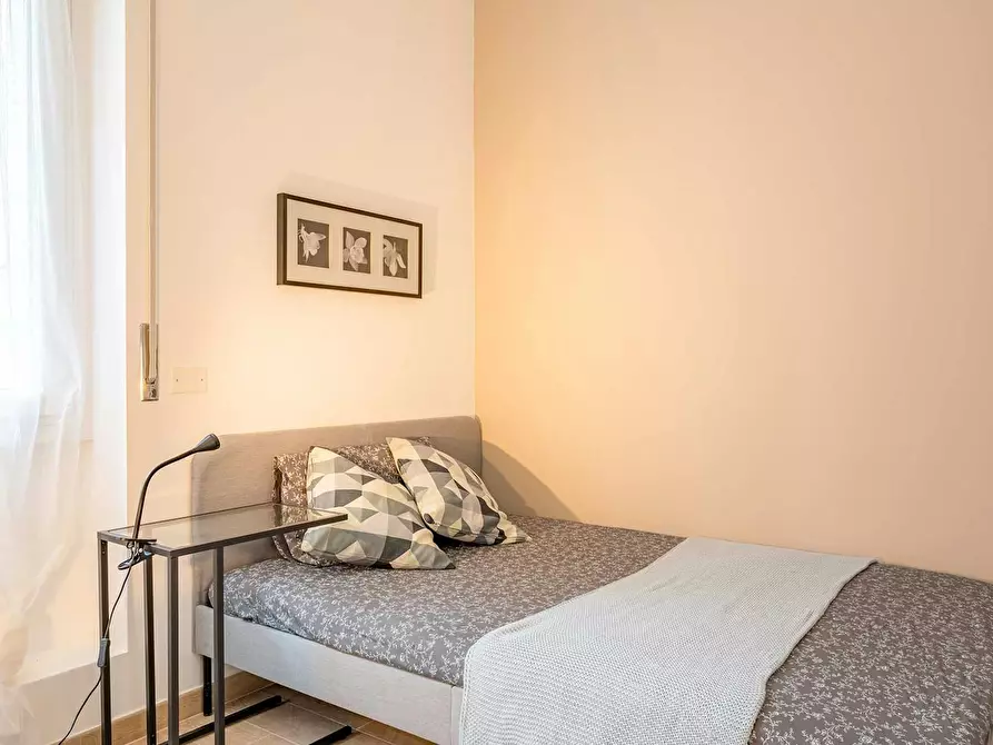 Immagine 2 di Camera in affitto  in Via Val Strona a Milano
