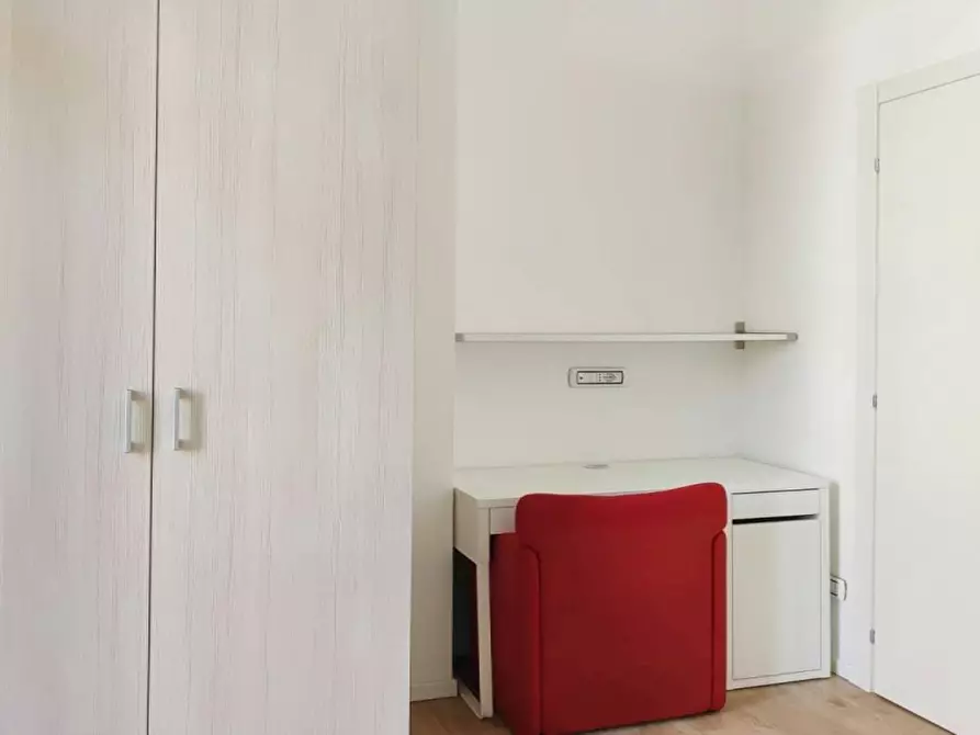 Immagine 4 di Camera condivisa in affitto  in Via Mac Mahon a Milano